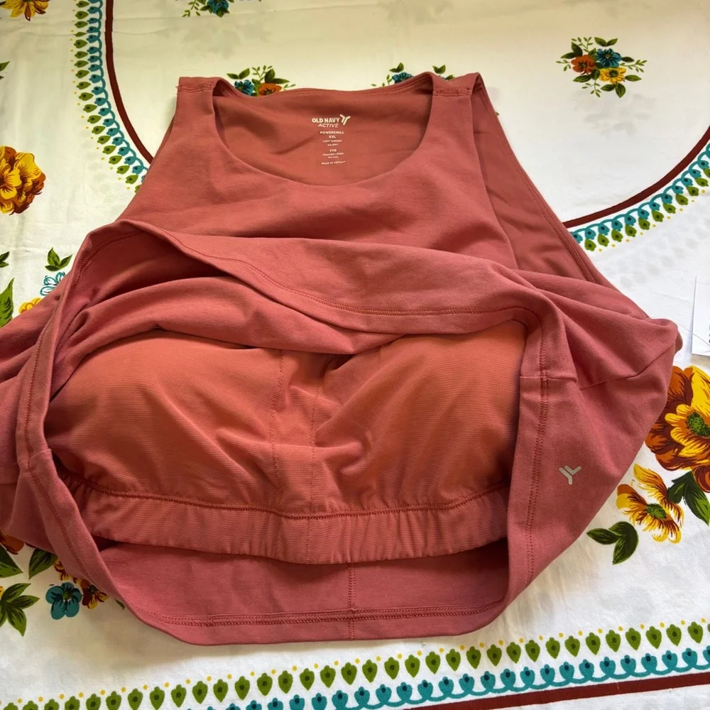Old Navy Boxy Cropped Tank Top Pink with Padded Bra Workout Summer Shirt - Picture 9 of 9